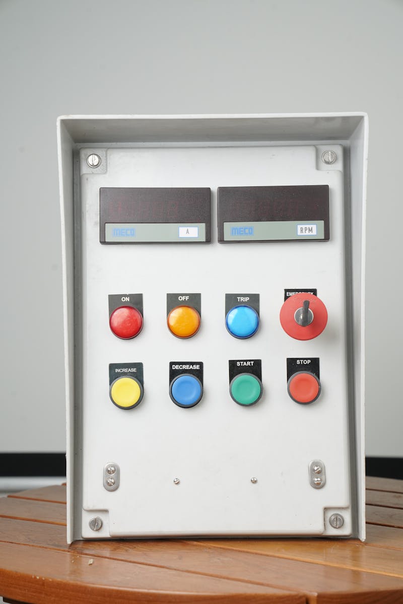 Push buttons and indicators - industrial panel mount push buttons selector switches pilot lights